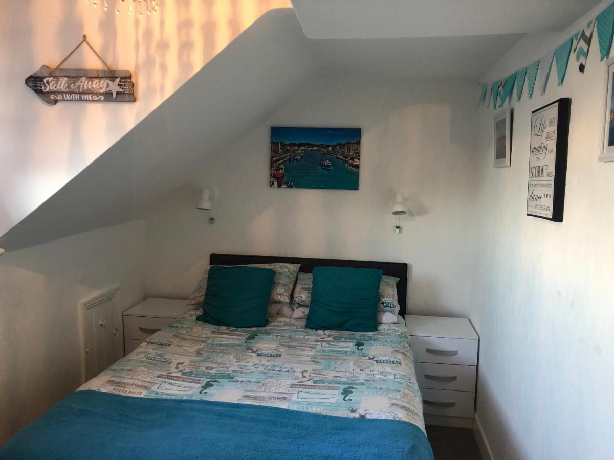 Beachcomber Guesthouse Веймут Екстер'єр фото