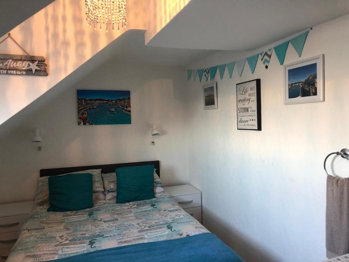 Beachcomber Guesthouse Веймут Екстер'єр фото