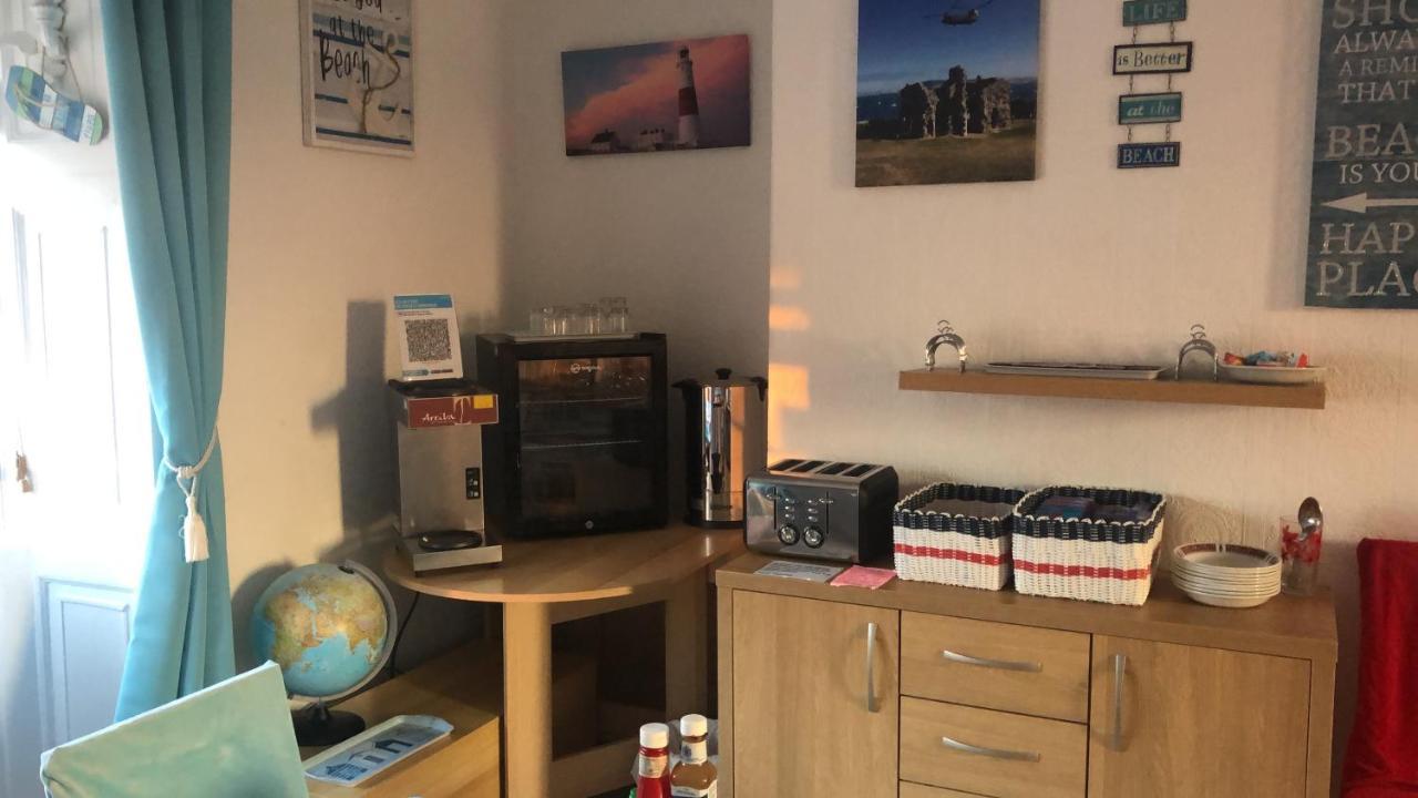 Beachcomber Guesthouse Веймут Екстер'єр фото