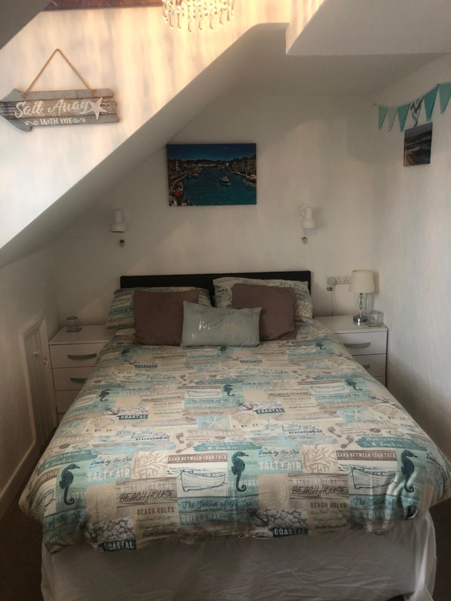 Beachcomber Guesthouse Веймут Екстер'єр фото