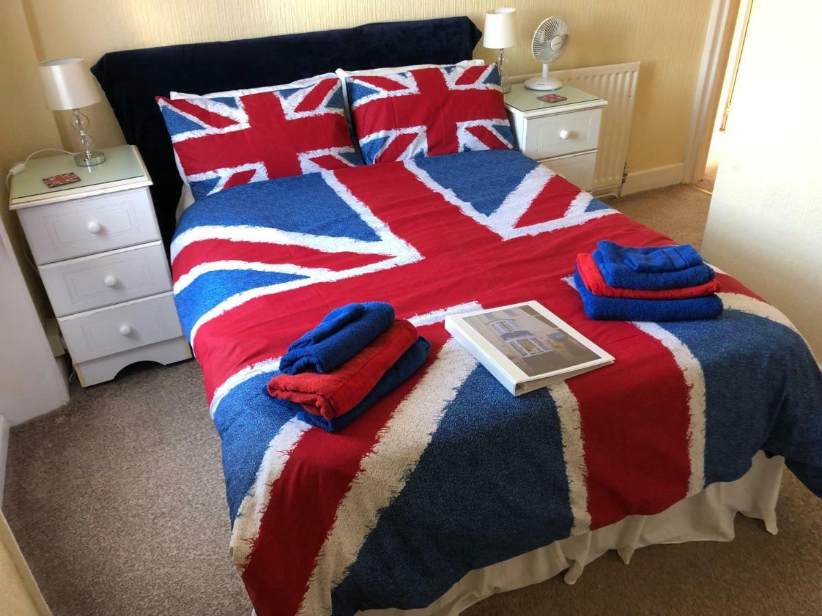 Beachcomber Guesthouse Веймут Екстер'єр фото