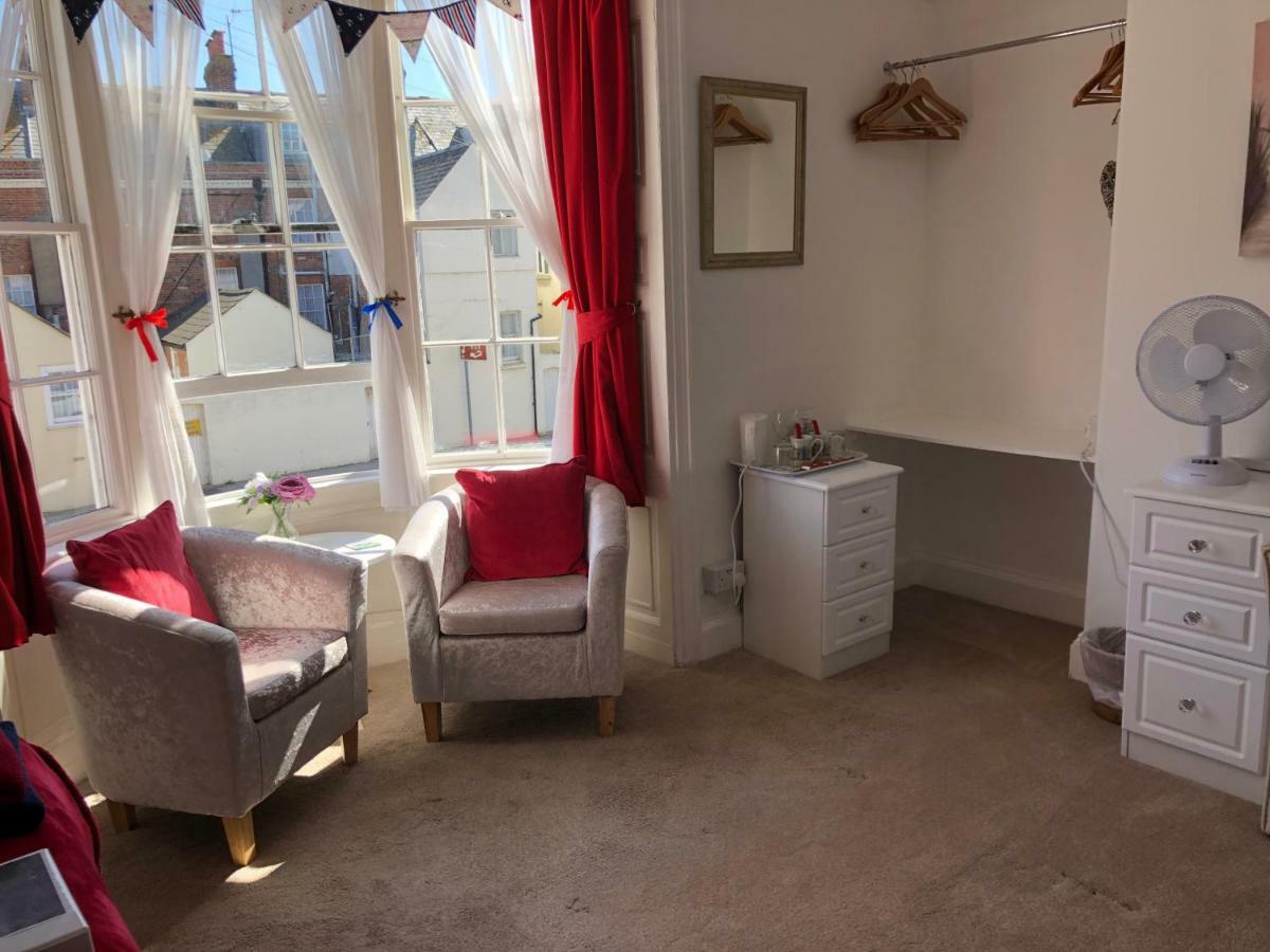 Beachcomber Guesthouse Веймут Екстер'єр фото